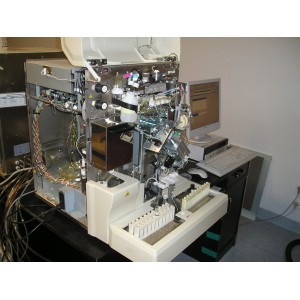 Sysmex XT-2000i - Automated Hematology Analyzer